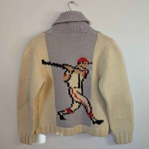 Wool sweater baseball size Small